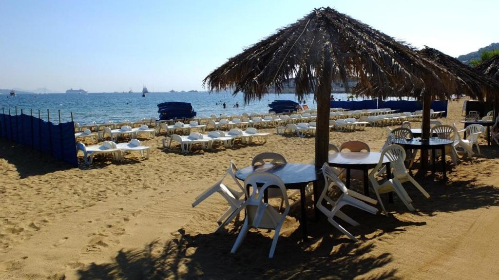 L'Azure, Marines De Gassin Apartment Bagian luar foto